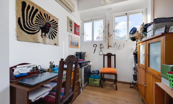 Reventa - Villa - Orihuela Costa - Playa Flamenca