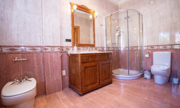 Resale - Villa - Orihuela Costa - Campoamor