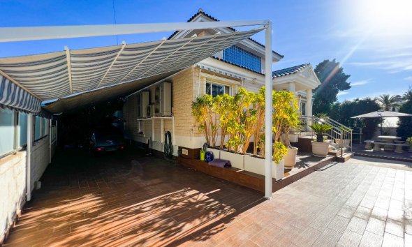 Reventa - Villa - La Mata