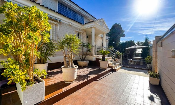 Reventa - Villa - La Mata