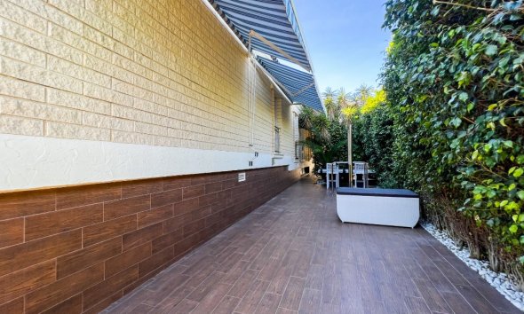 Reventa - Villa - La Mata