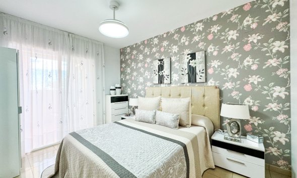 Resale - Apartment - Orihuela Costa - Playa Flamenca