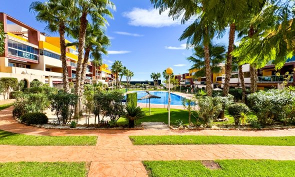 Resale - Apartment - Orihuela Costa - Playa Flamenca