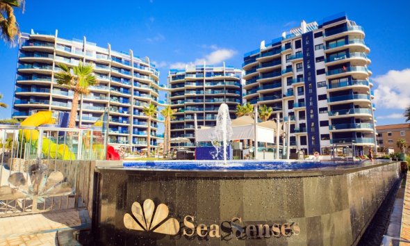 Resale - Apartment - Punta Prima