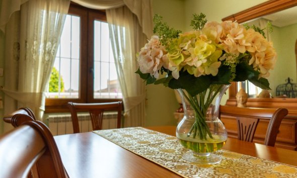 Resale - Villa - Torrevieja - Los Altos