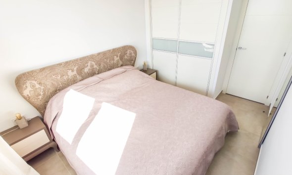 Resale - Apartment - Punta Prima