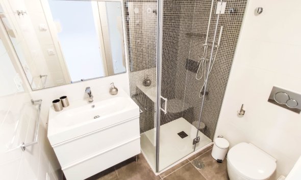 Resale - Apartment - Punta Prima