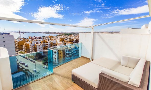 Resale - Apartment - Punta Prima