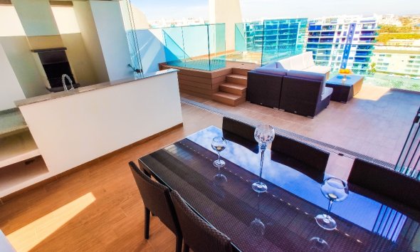 Resale - Apartment - Punta Prima