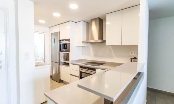 Resale - Apartment - Punta Prima