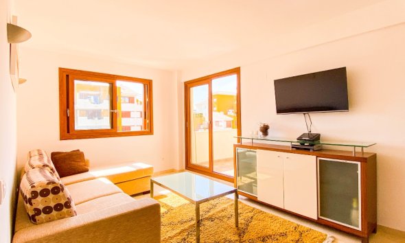 Resale - Apartment - Punta Prima