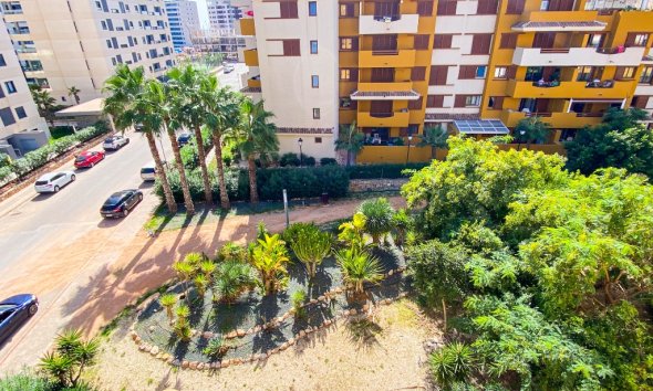 Resale - Apartment - Punta Prima