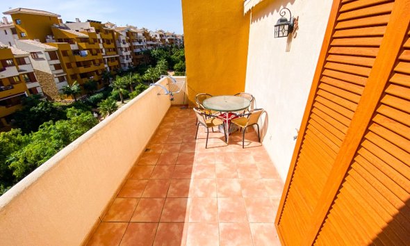 Resale - Apartment - Punta Prima