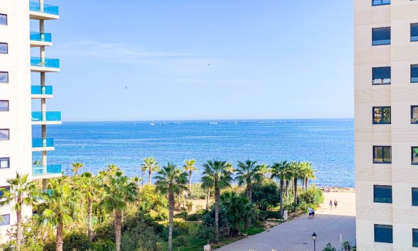 Resale - Apartment - Punta Prima