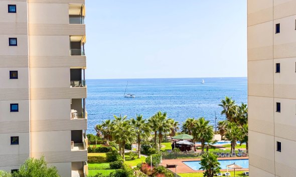 Resale - Apartment - Punta Prima