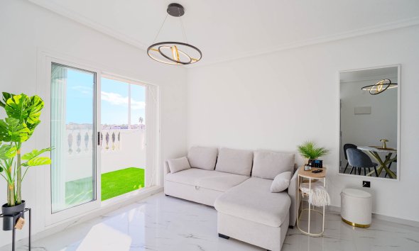 Resale - Apartment - Orihuela Costa - Playa Flamenca