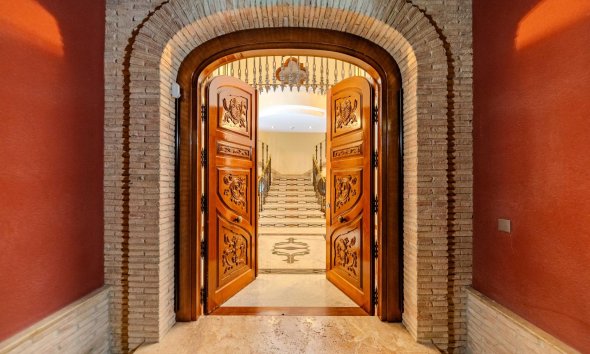 Resale - Villa - Orihuela Costa - Campoamor