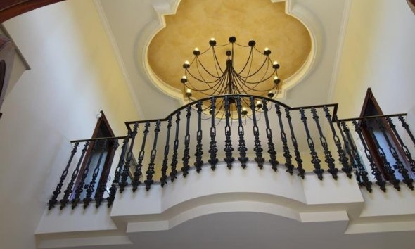 Resale - Villa - Orihuela Costa - Campoamor