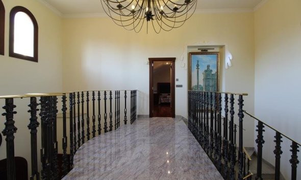 Resale - Villa - Orihuela Costa - Campoamor