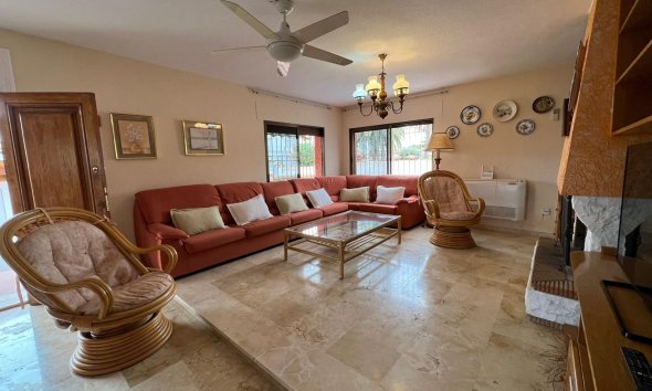 Resale - Villa - Orihuela Costa - Cabo Roig