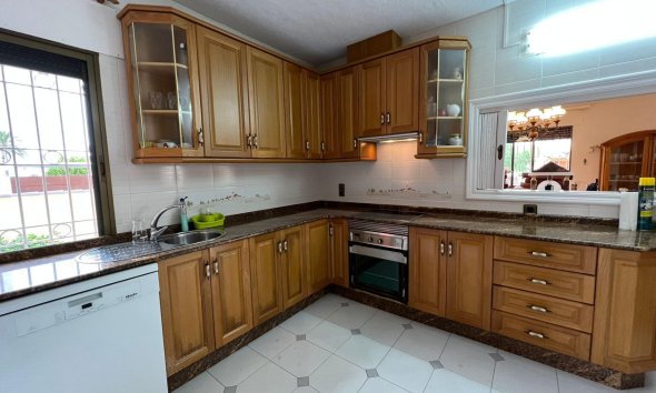 Resale - Villa - Orihuela Costa - Cabo Roig