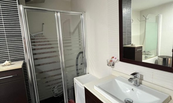 Resale - Apartment - Torrevieja - Mar azul