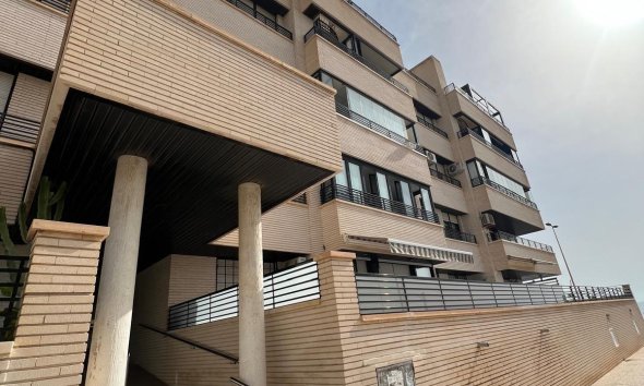 Resale - Apartment - Torrevieja - Mar azul