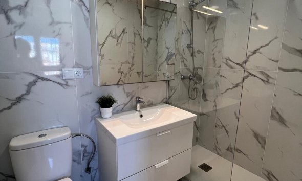 Resale - Villa - Torrevieja - Torreblanca