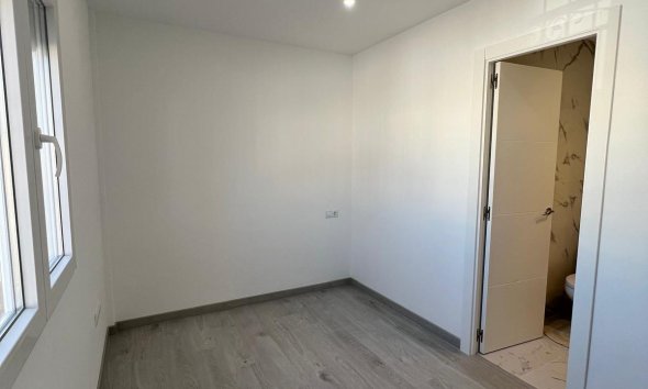 Resale - Villa - Torrevieja - Torreblanca