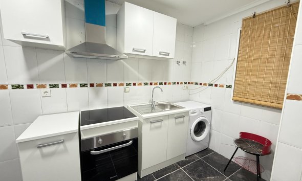 Resale - Apartment - Torrevieja - Centro