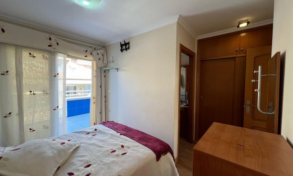 Resale - Apartment - Torrevieja - Playa de los locos