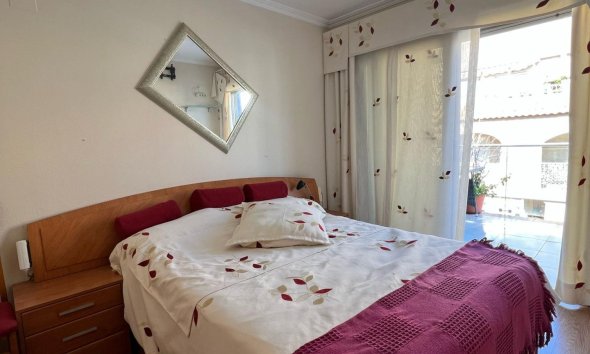 Resale - Apartment - Torrevieja - Playa de los locos