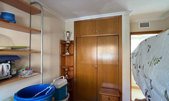 Resale - Apartment - Torrevieja - Playa de los locos