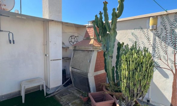 Resale - Apartment - Torrevieja - Playa de los locos