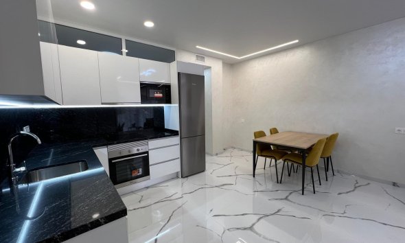 Rynek Wtórny - Apartament - Torrevieja - Playa del cura