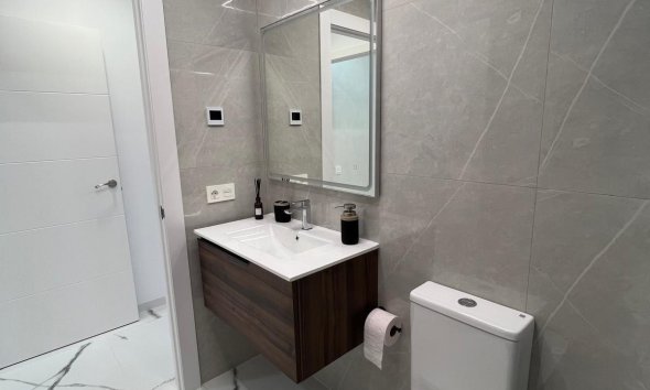 Rynek Wtórny - Apartament - Torrevieja - Playa del cura