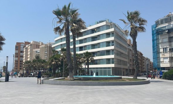 Resale - Apartment - Torrevieja - Curva del Palangre
