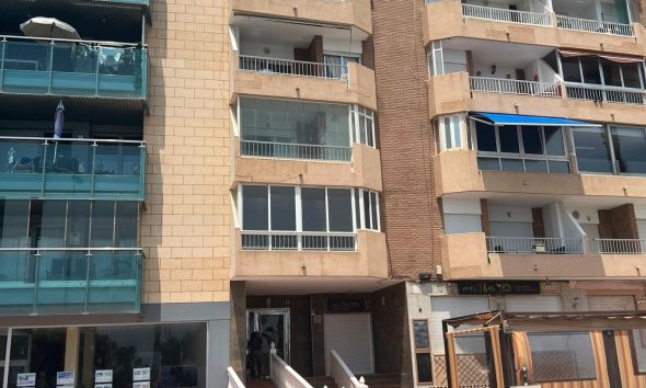 Resale - Apartment - Torrevieja - Curva del Palangre