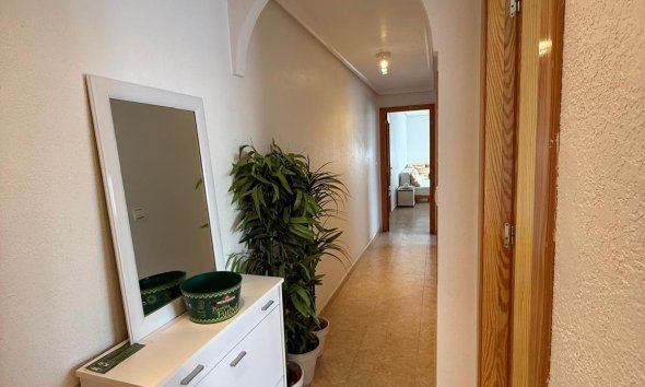 Resale - Apartment - Torrevieja - Nueva Torrevieja