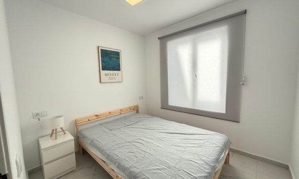 Resale - Apartment - Torrevieja - Acequion