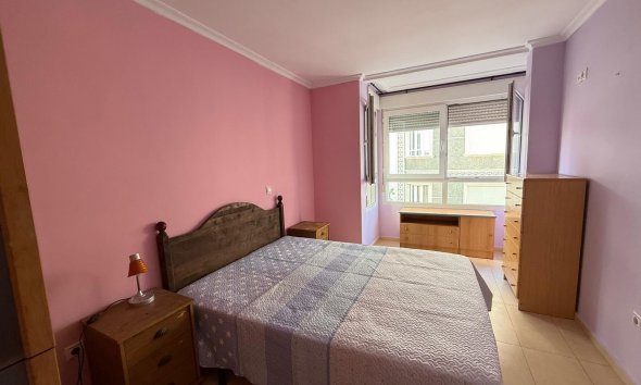 Resale - Apartment - Torrevieja - Playa del cura