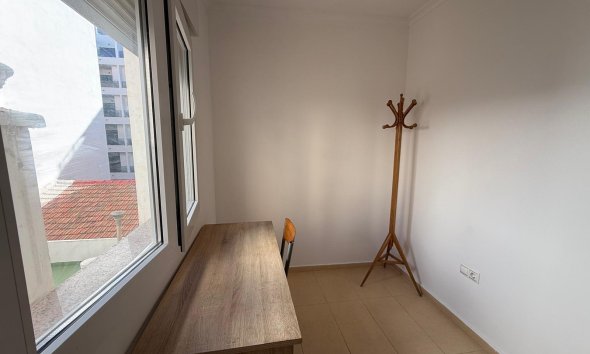 Resale - Apartment - Torrevieja - Playa del cura