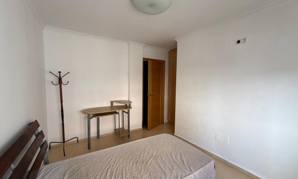 Resale - Apartment - Torrevieja - Playa del cura