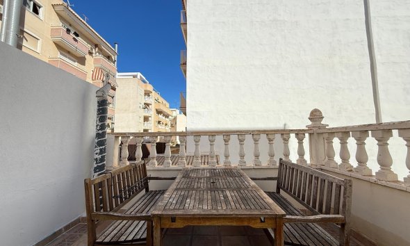 Resale - Apartment - Torrevieja - Playa del cura