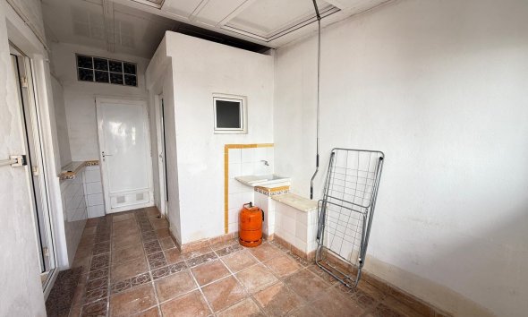 Resale - Apartment - Torrevieja - Playa del cura