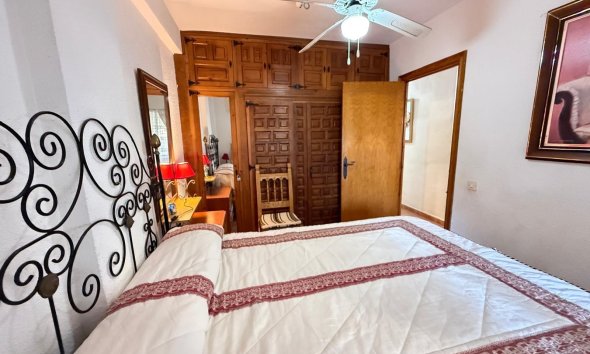 Resale - Apartment - Torrevieja - Cabo cervera