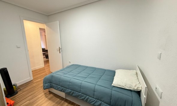 Resale - Apartment - Torrevieja - Habaneras