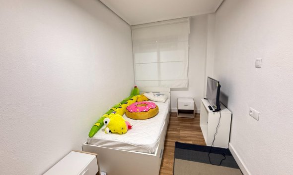 Resale - Apartment - Torrevieja - Habaneras