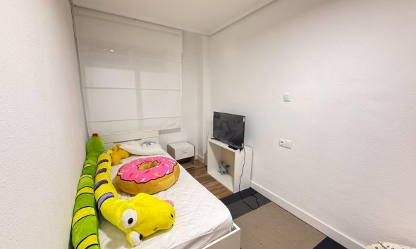 Resale - Apartment - Torrevieja - Habaneras