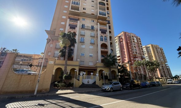 Resale - Apartment - Torrevieja - Aldea del mar
